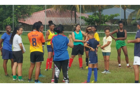ENTRAINEMENT SECTION FEMININE